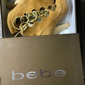 NWT Bebe booties 6